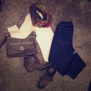 Relic faux leather crossbody purse